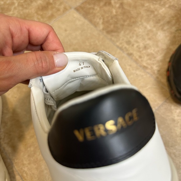 Versace sneakers . 100% authentic. - Picture 9 of 10